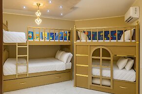 Chic Spacious Retreat in Porto Said