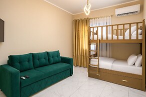 Chic Spacious Retreat in Porto Said