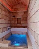 Deluxe Azalea Suite With Private Pool