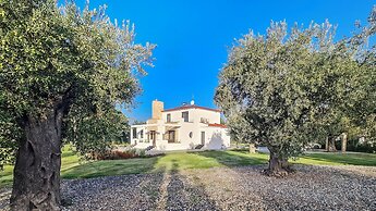 Luxury Rental Villa for 14 People