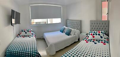 2 Bedroom Beachfront Apartment 2p1-al2 With Pool And Wifi