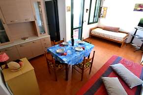 Comfortable Three-room Villa Located in Torre Dell'orso on the Ground 