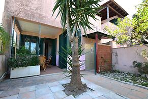 Comfortable Three-room Villa Located in Torre Dell'orso on the Ground 