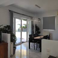 Sea Breeze Villa With Stunning sea View Near Rethymno Town and the Bea