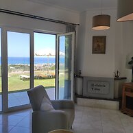 Sea Breeze Villa With Stunning sea View Near Rethymno Town and the Bea