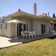 Sea Breeze Villa With Stunning sea View Near Rethymno Town and the Bea