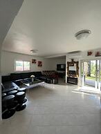 La Villa Paradis Pera