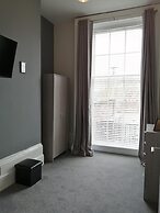 2-bed Flat in Hamilton Square