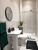 2-bed Flat in Hamilton Square