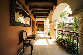 8aps-4 Luxury House in the Historic Center With Pool Air Conditioning 