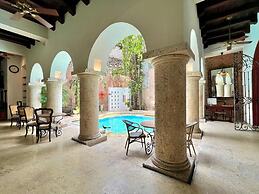 8aps-4 Luxury House in the Historic Center With Pool Air Conditioning 