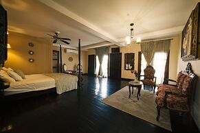 8aps-4 Luxury House in the Historic Center With Pool Air Conditioning 