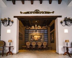 8aps-4 Luxury House in the Historic Center With Pool Air Conditioning 