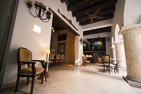 8aps-4 Luxury House in the Historic Center With Pool Air Conditioning 