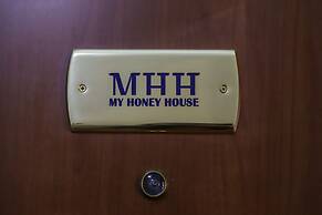 Honey House by Wonderful Italy