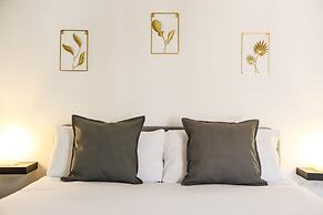 Honey House by Wonderful Italy