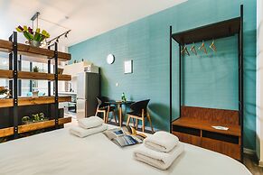 Sanders Home Suites - Inviting Downtown Studio