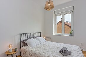 Spacious Apartment In Heart Of Zagreb