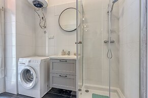 Spacious Apartment In Heart Of Zagreb