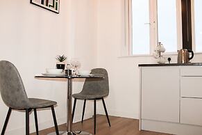 Modern Luxury Serviced Duplex Apartments by Repose