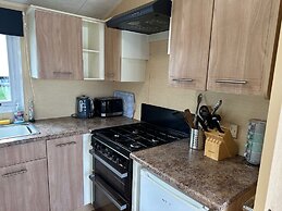 Newquay Bay Porth Caravan - 3 Bed