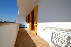 Air-conditioned Yoko Holiday Home for 5 Guests