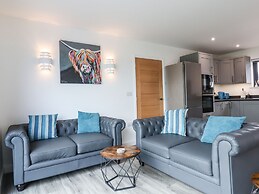 Strawberry Bank - Nuthatch