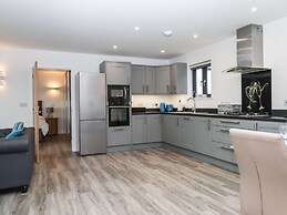 Strawberry Bank - Nuthatch