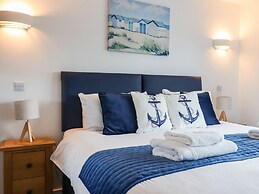 Strawberry Bank - Nuthatch