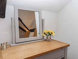 Strawberry Bank - Pipistrelle