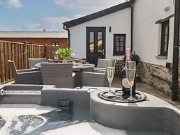 Strawberry Bank - Pipistrelle