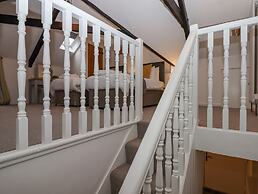 Strawberry Bank - Pipistrelle