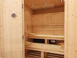 Strawberry Bank - Pipistrelle