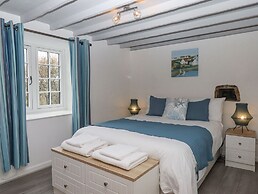 Strawberry Bank - Pipistrelle