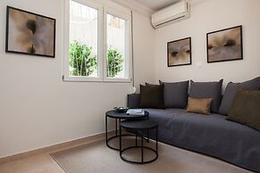 The Kipseli Suite Sophisticated Cozy apt