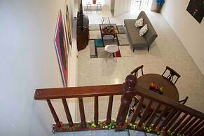 Stylish House With Beautiful Galleries In Gethsemane With Jacuzzi