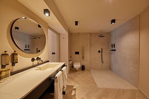 Belle Marivent Petit Hotel