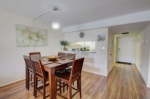 143 El Matador 2 Bedroom Condo by RedAwning