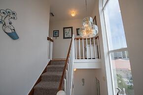 232 South Harbor Upstairs 3 Bedroom Apts by RedAwning