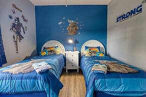 Amazing Condo In Windsor Hills - Close To Disney 3 Bedroom Condo by Re