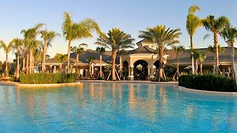 Amazing Condo In Windsor Hills - Close To Disney 3 Bedroom Condo by Re