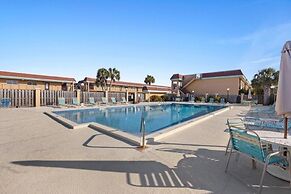 Pelican Inlet C119 New 2 Bedroom Condo by Redawning
