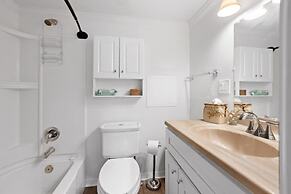 Pelican Inlet C119 New 2 Bedroom Condo by Redawning