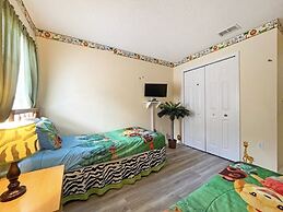 Robins Nest 4 Bedroom Villa by RedAwning