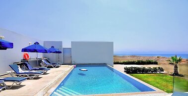 Blue - Beach Front Spectacular Villa Sleeps 10