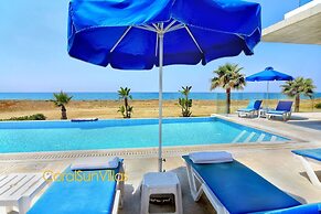 Blue - Beach Front Spectacular Villa Sleeps 10