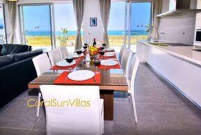 Blue - Beach Front Spectacular Villa Sleeps 10