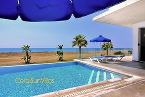 Blue - Beach Front Spectacular Villa Sleeps 10