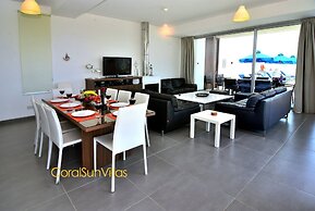 Blue - Beach Front Spectacular Villa Sleeps 10