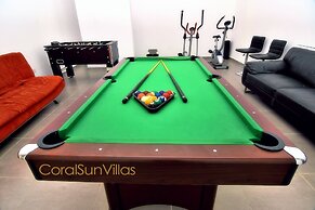 Blue - Beach Front Spectacular Villa Sleeps 10